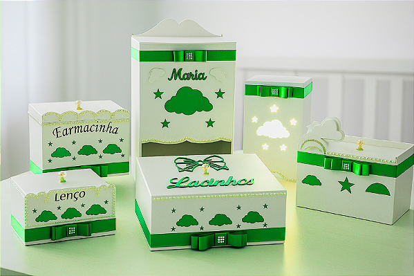 Kit Higiene Bebê Nuvem na cor Verde – Porta Fraldas, Farmacinha, Potes, Lixeira