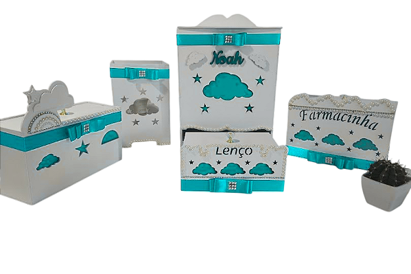 Kit Higiene Bebê Nuvem na cor Azul Turquesa – Porta Fraldas, Farmacinha, Potes, Lixeira