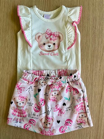 Conjunto Body e shorts saia