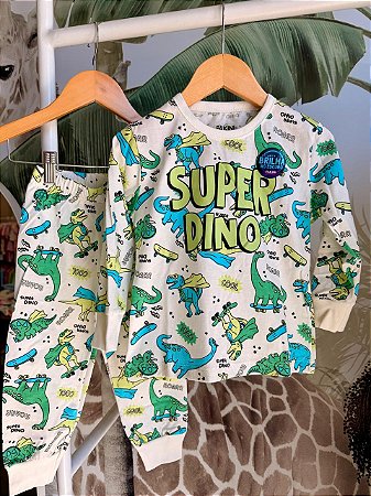 Pijama Dino brilha no esccuro