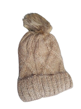 Touca peluciada com pompom