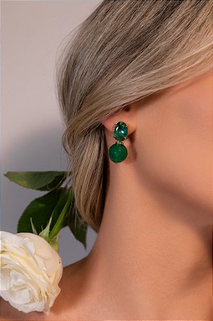 BRINCO OVAL 10X14 TURMALINA VERDE E BOLA JADE ESMERALDA VERDE BANHADO A OURO 18K