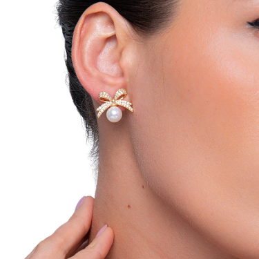 BRINCO ZIRCONIA E PEROLA BANHADO DOURADO