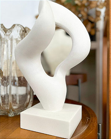 Escultura em polirresina