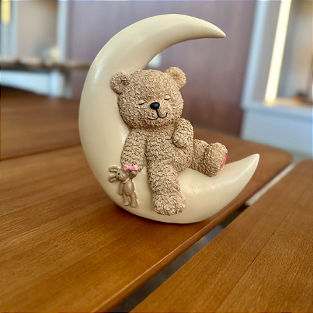 Figura decorativa ursinho na lua teddy