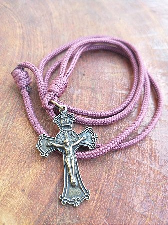 Cordão com Crucifixo