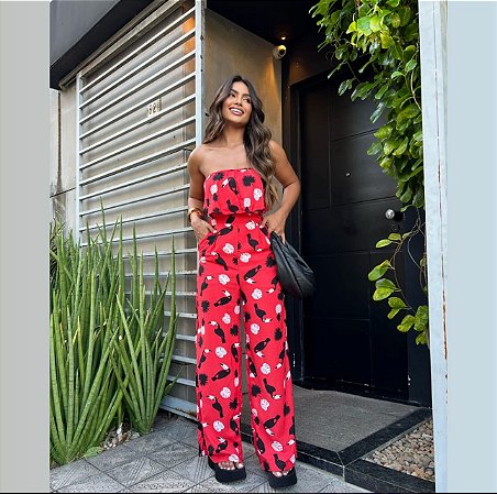 Macacão Tomara que Caia