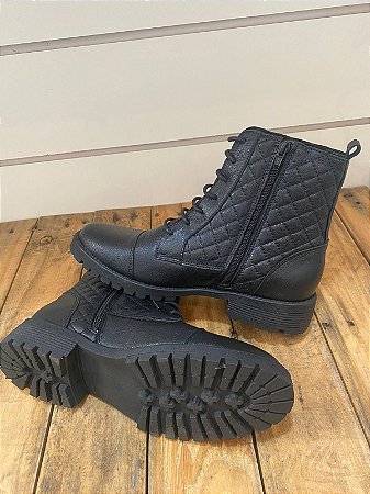 BOTA COTURNO PRETA METALASSÊ VIRA VOLTA