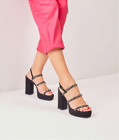 SANDALIA PLATAFORMA COM STRASS PRETO