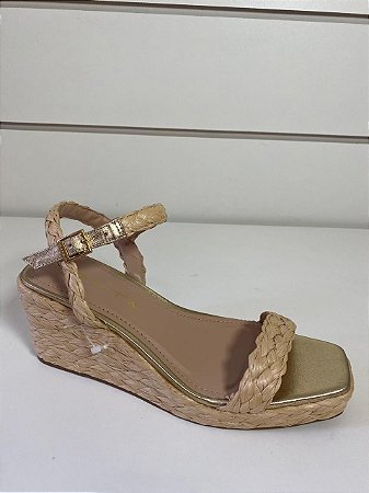 ANABELA COM TIRAS NATURAIS