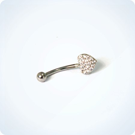 BANANA BELL DECORADO com zircônia formando um CORAÇÃO. (Unid.)