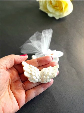 Lembrancinha Sabonete Asa de Anjo  no Tule - 20 unidades