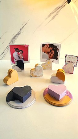 Lembrancinha Porta Retrato de Cimento Formato de Coração - 15 unidades