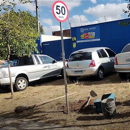 Instalação de Placas de Sinalização de Solo