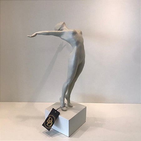 ESCULTURA EQUILÍBRIO - AREIA BEGE.