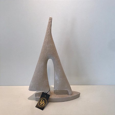 ESCULTURA BARCO EM POLIRESINA BEGE