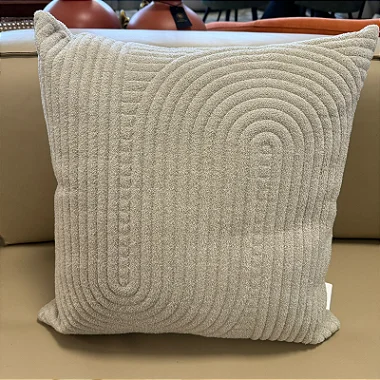 ALMOFADA BOUCLE ALTO RELEVO CRU  MODELO 1