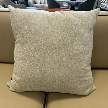 ALMOFADA BOUCLE ALTO RELEVO CRU  MODELO 3