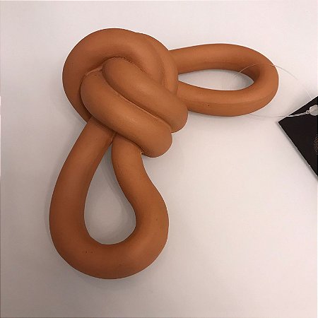 Escultura Nó Celta em Poliresina Terracota Pequeno 7x17cm