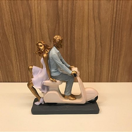 Escultura Casal na Motinha Rosa 23cm