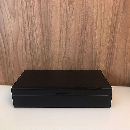 CAIXA EM MDF COM REVESTIMENTO EM PU PRETO FOSCO GRANDE 46X23X10CM