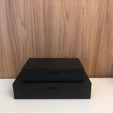 Caixa em Mdf com Revestimento em Pu Preto Fosco M e G