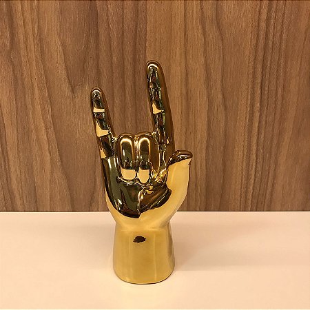 ESCULTURA DE CERAMICA MAO ROCK DOURADO