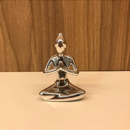 ESCULTURA / ESTATUETA IOGA MEDITANDO PRATA MINI