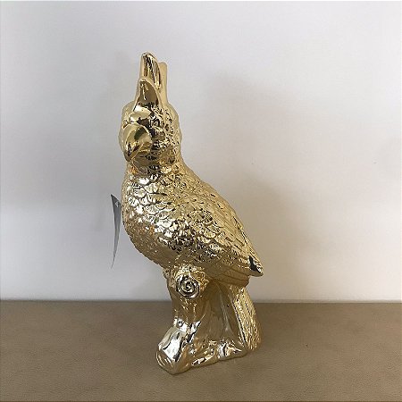 ESCULTURA CACATUA DOURADA EM CERAMICA