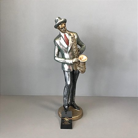 ESCULTURA MUSICO EM RESINA