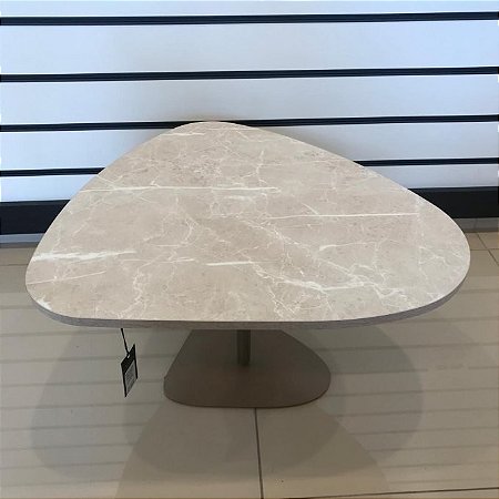 MESA DE CENTRO INGLESES NUDE TAMPO MONTANA
