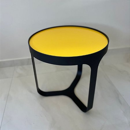 MESA 1 TAMPO ORGÂNICA - AMARELO E PRETO