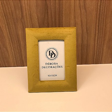 PORTA RETRATO COM REVESTIMENTO SINTÉTICO MOSTARDA