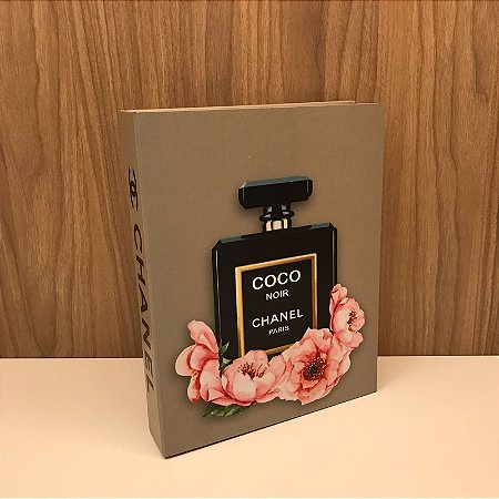 CAIXA LIVRO  COCO CHANEL MÉDIA
