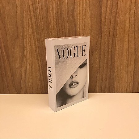 CAIXA LIVRO VOGUE PEQUENA