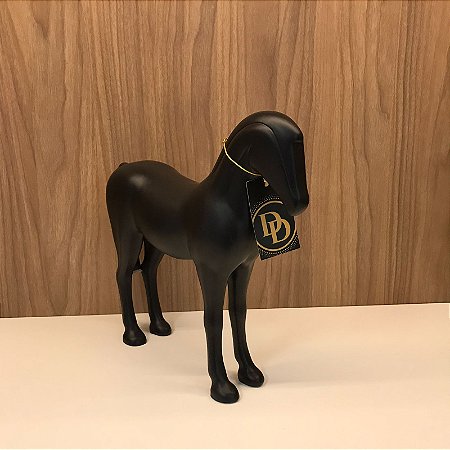 ESCULTURA CAVALO PRETO FOSCO
