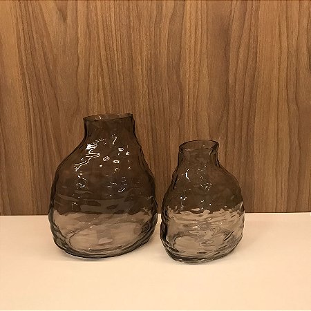 VASO DECORATIVO DE VIDRO FUME P 21x17cm G 26x20cm