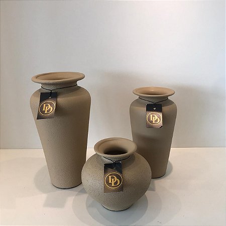 VASO GARRAFA AURORA BEGE AREIA G 31cm M 25cm P 15cm