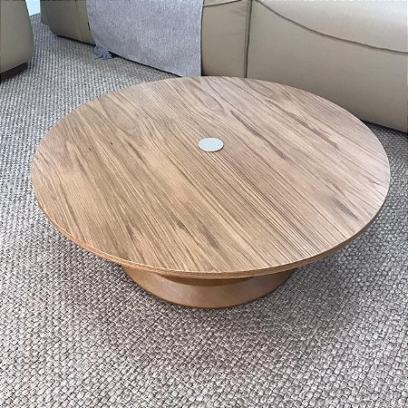 MESA DE CENTRO EM MADEIRA COM DETALHE DOURADO 29X81CM