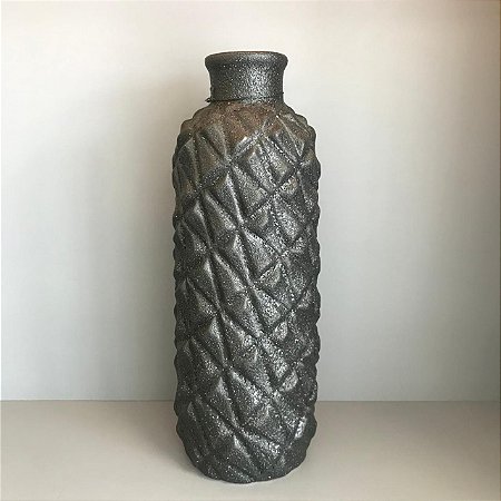 VASO DECORATIVO EM CERAMICA PRETO FOSCO COM RELEVOS E TEXTURA GRANDE 42X16CM