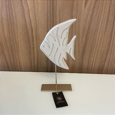 ENFEITE / ESCULTURA PEIXE EM POLIRESINA E METAL