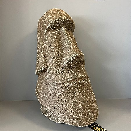 ESCULTURA MOAIM MARROM COM TEXTURA GRANDE