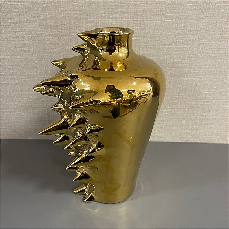 VASO DFECORATIVO WIND DOURADO
