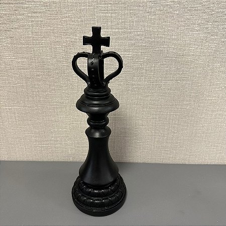 ESCULTURA XADREZ PRETA 35CM