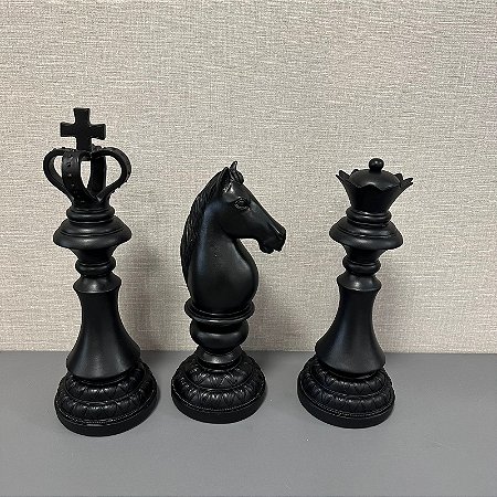 ESCULTURA XADREZ PRETA