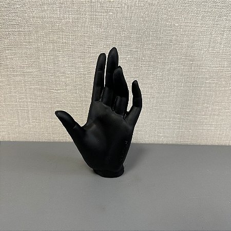 ESCULTURA MAO EM RESINA