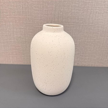 VASO I OFF WHITE BOJUDO COM TEXTURA PINTINHAS PRETAS 20CM