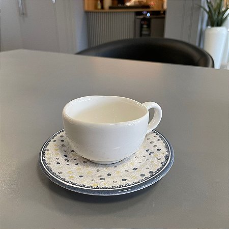 CONJUNTO 6 XÍCARAS COM PIRES