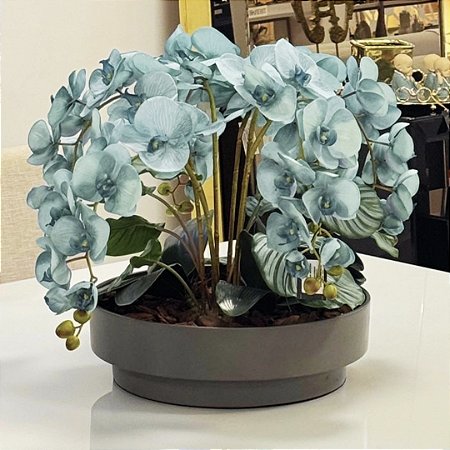 Arranjo de Orquidea Azul com Vaso em Ceramica Cinza 76x56cm