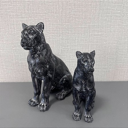 ESCULTURA LEOA EM POLIRESINA G 23x20cm P 17x16cm